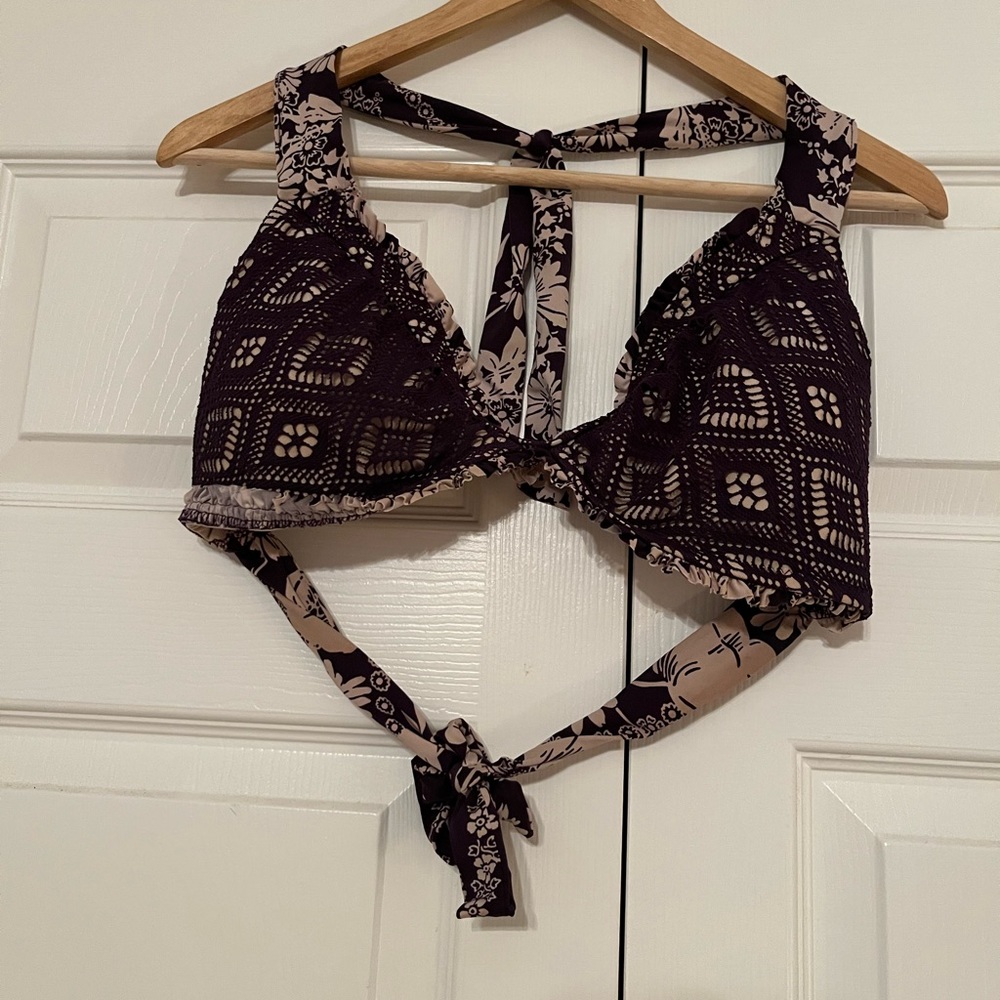Bikini top